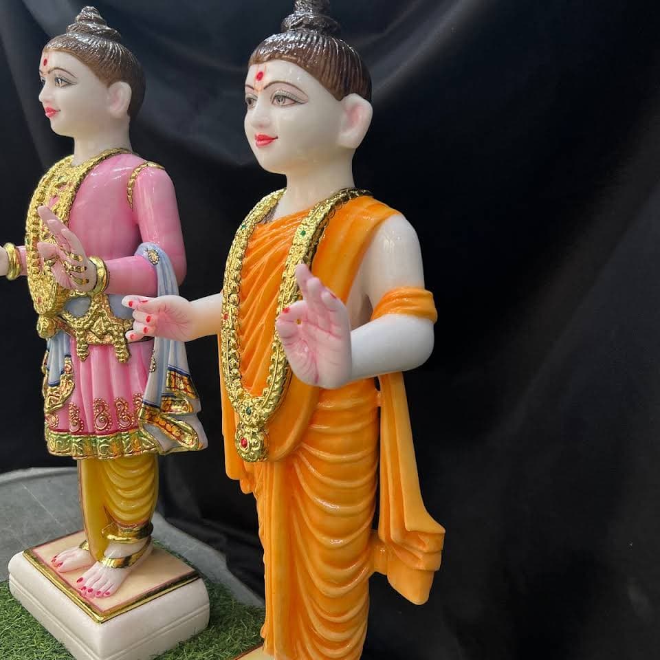 Statue