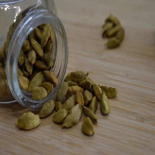 GREEN CARDAMOM