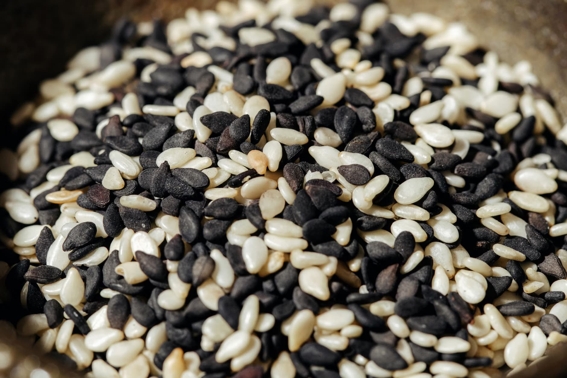 White Sesame Seeds 99.99%