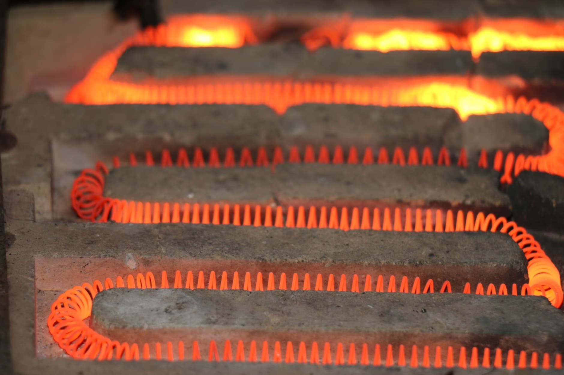 hot runner heater