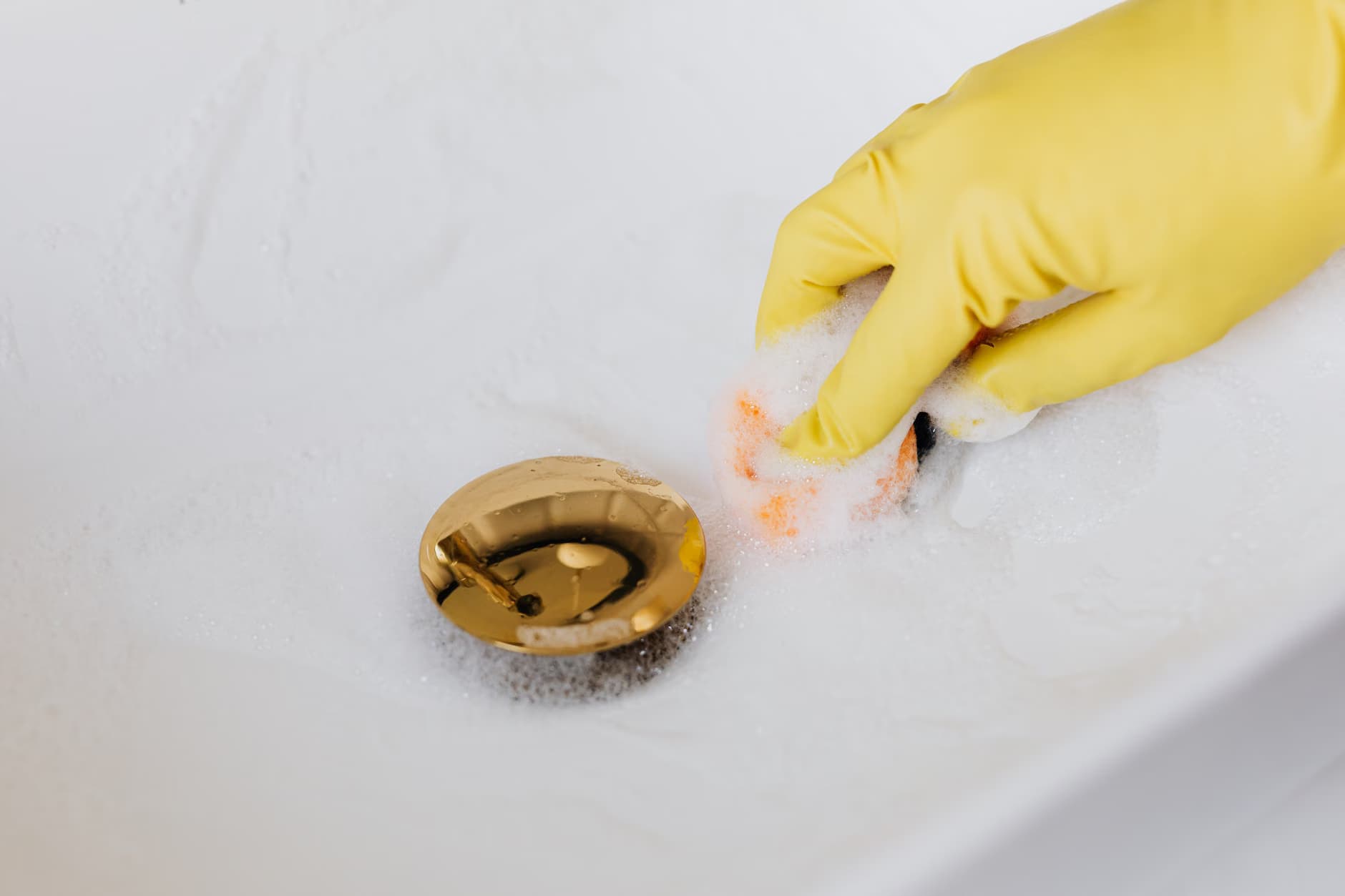 Amber Gold Detergent Cake