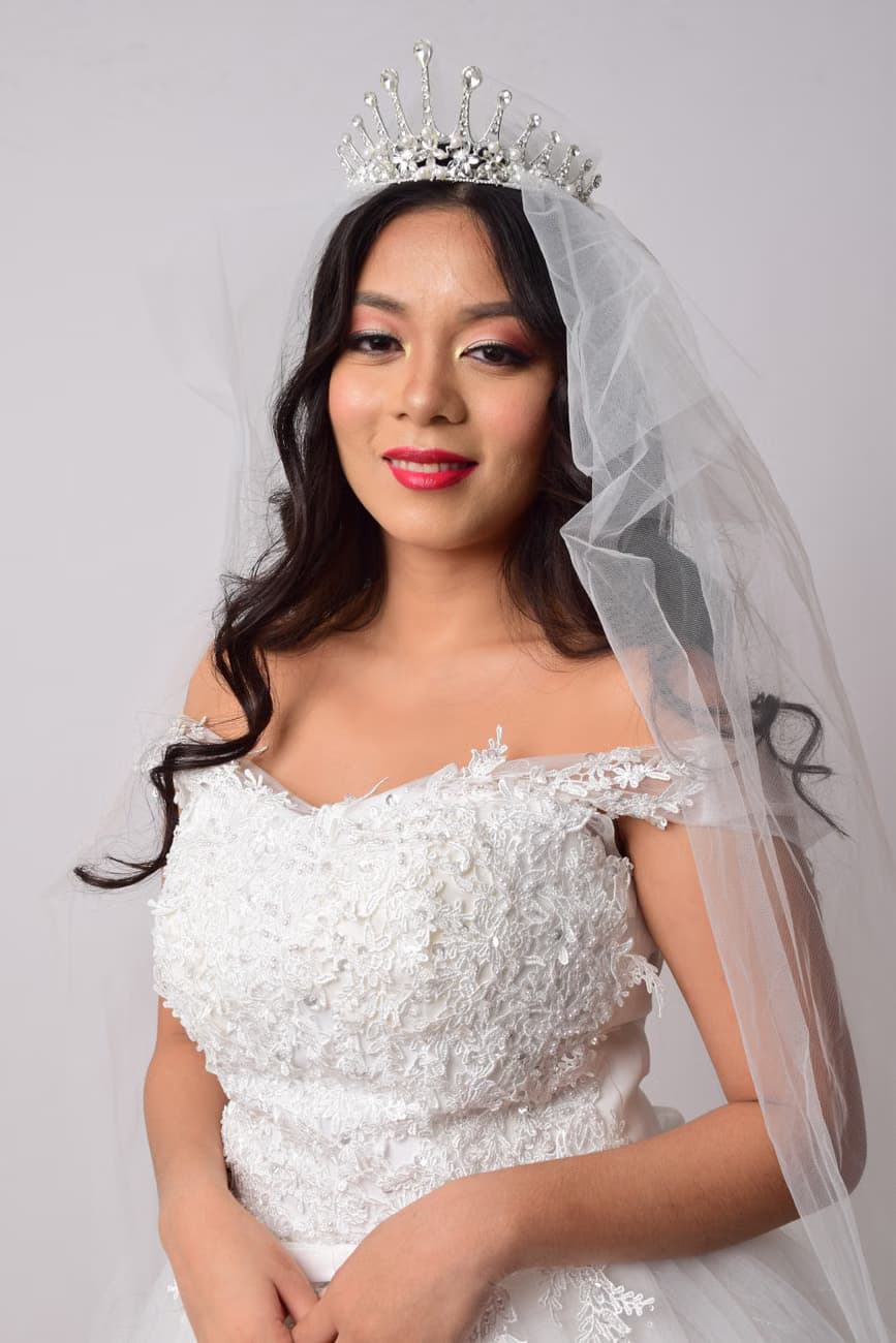 LACE CROWN TOPPER