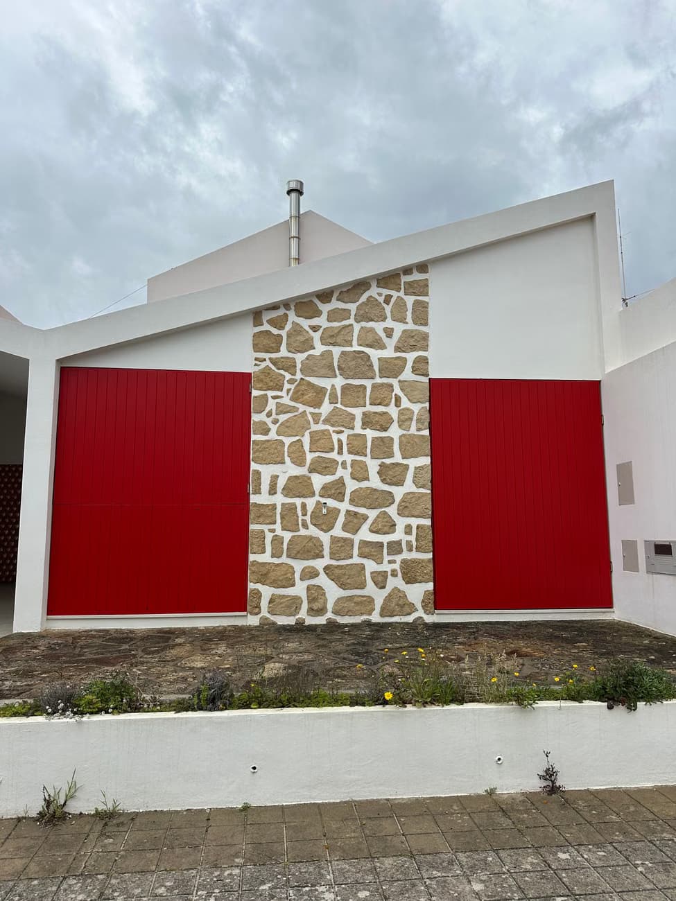 Red stone wall panel