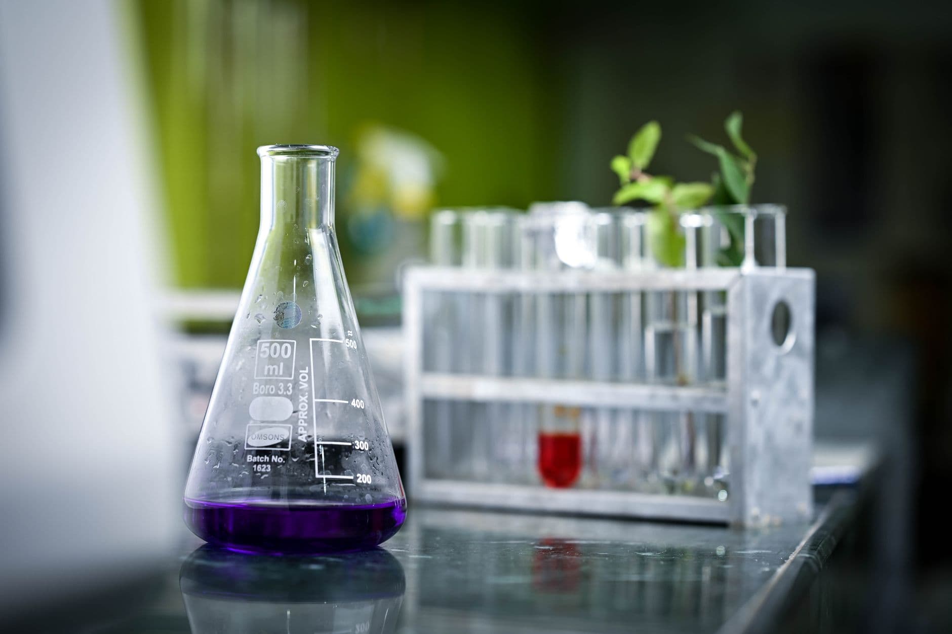 Crotonaldehyde