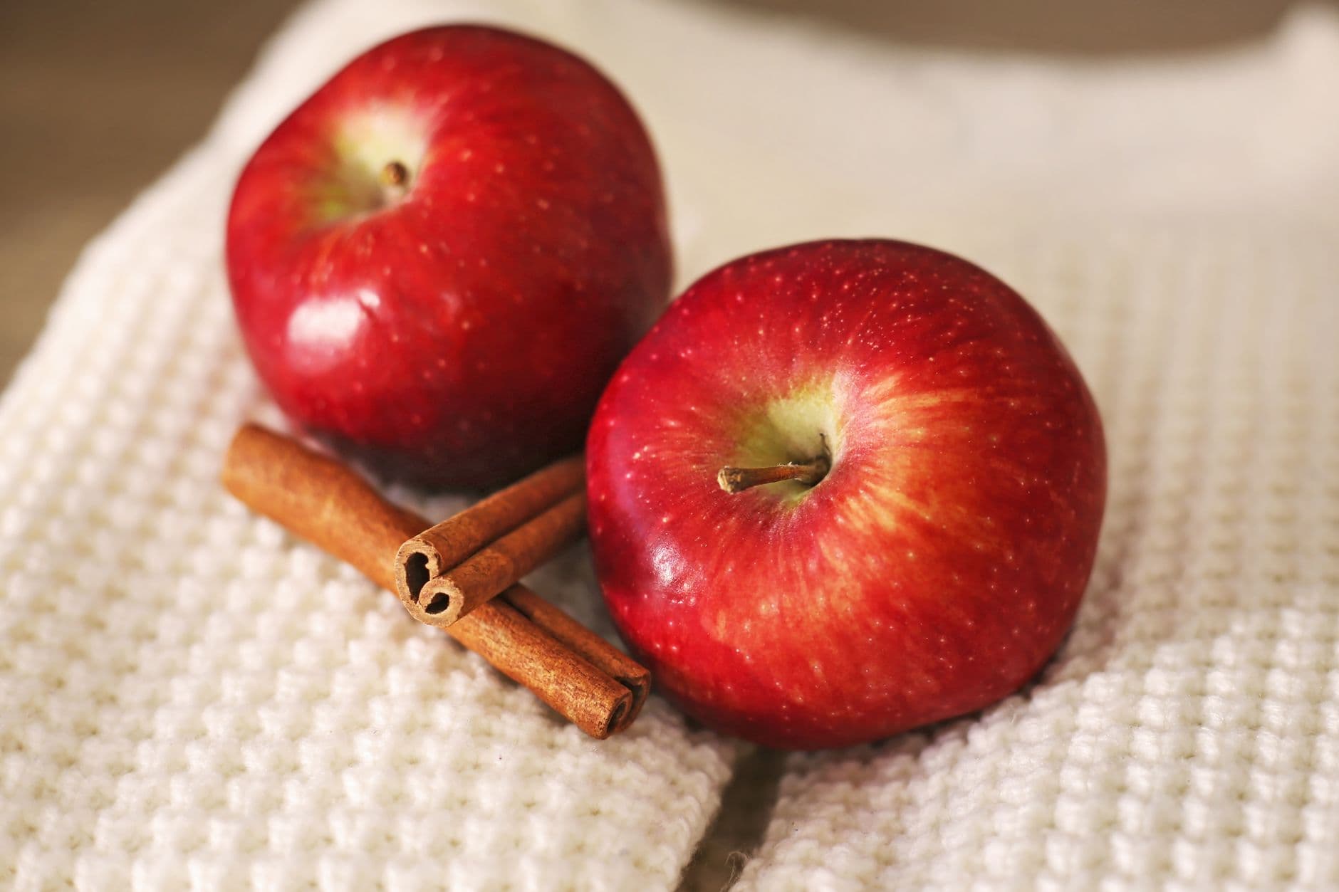 Apple Cinnamon Spice Candle