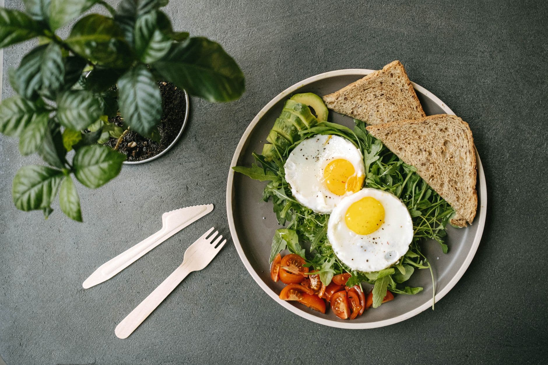 6 Inch Round Bagasse Plate