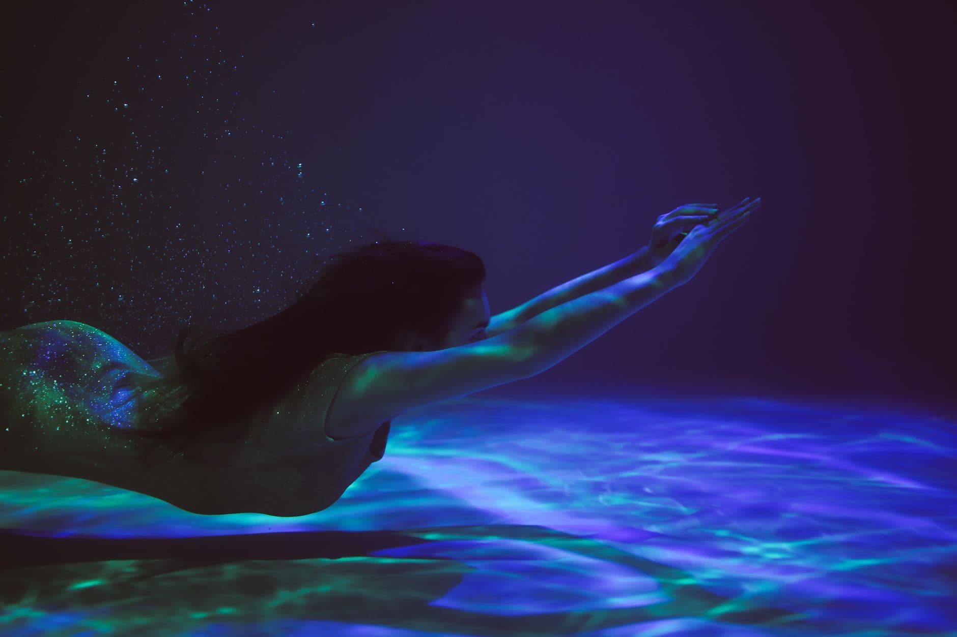 Ultra-Bright White LED Submersible Pool Light