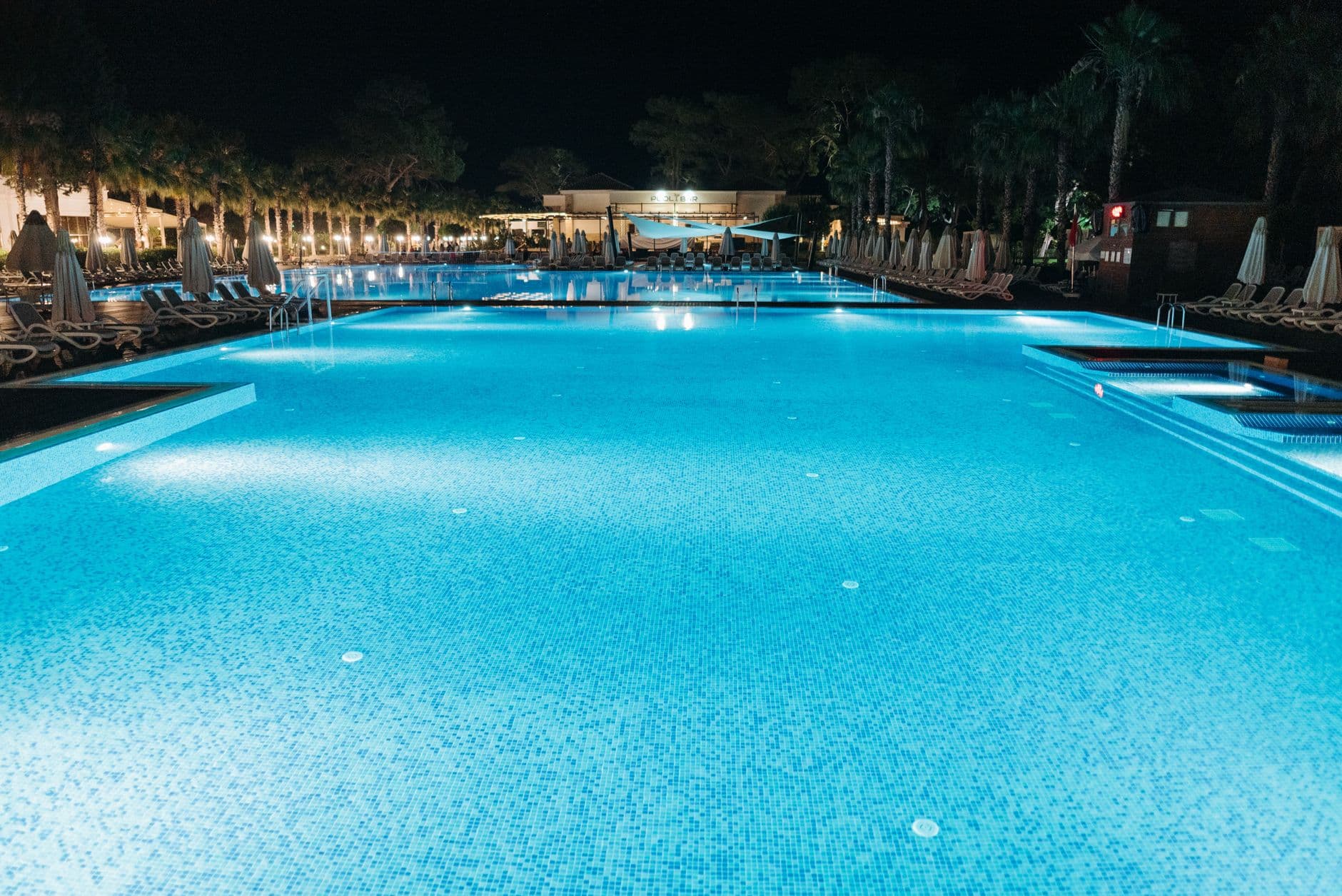 Flush-Mounted Waterproof LED Pool Light Lamp